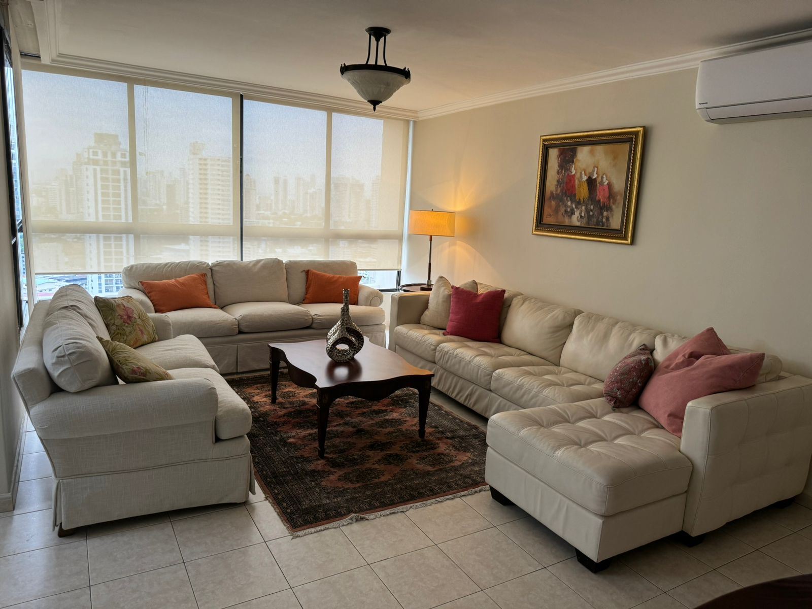 And Rent Nice and Spacious Apartment in Obarrio